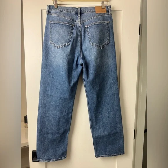Aritzia Denim Forum The Arlo High Rise Straight 28L size 30 - Picture 3 of 9